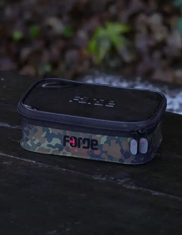 Forge Tackle EVA FTR Camo Pouch L - Imagen 2