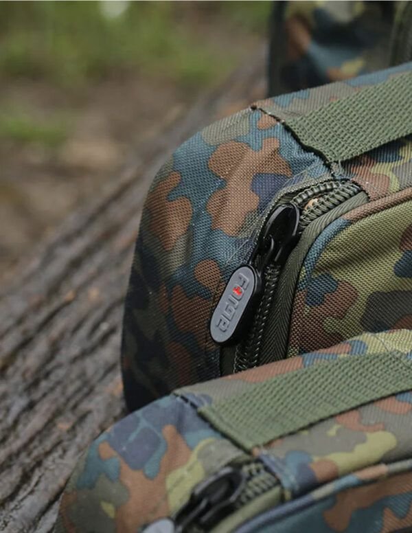 Forge Tackle  FTR Camo Easy Pouch L - Imagen 2