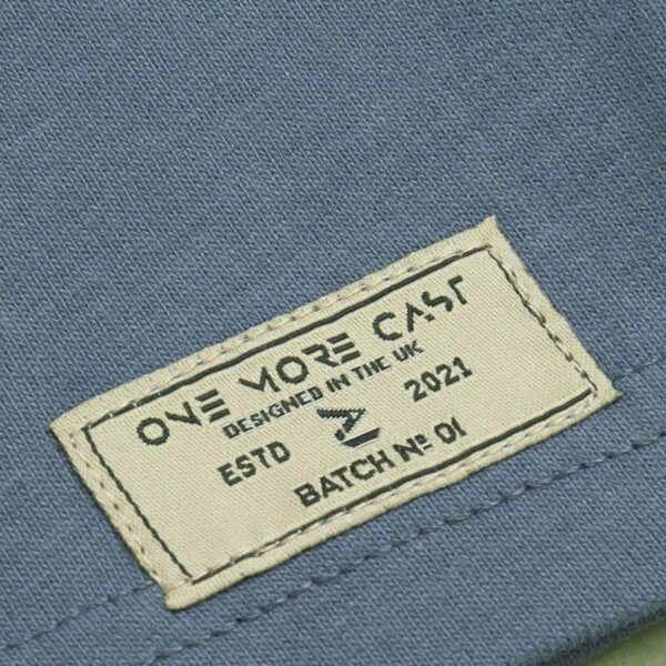 One More Cast Big-Eye Blue T-Shirt (Size 3XL) - Imagen 7