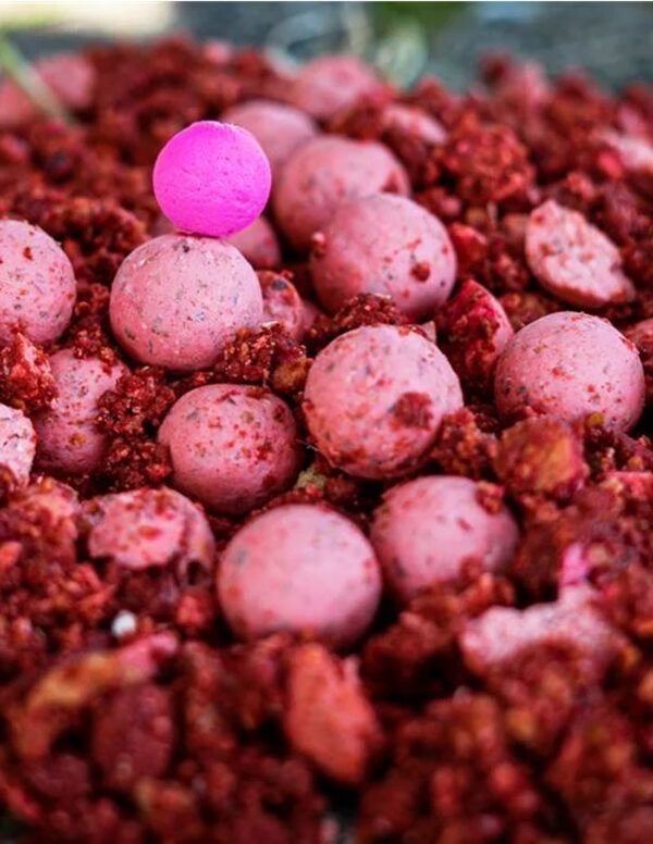 Vitalbaits Boilies Strawberry Nutty 18mm 1kg - Imagen 2